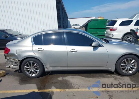 2008 Infiniti G35 Journey z USA, uszkodzony, nr VIN JNKBV61E78M217927